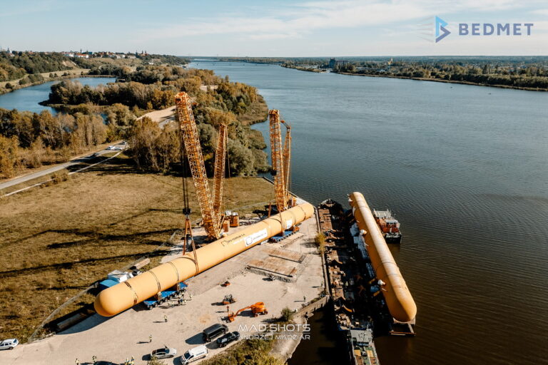 wynajem płyt drogowych - transport zbiorników