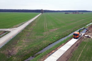 Drogi techniczne na plan filmowy – wynajem płyt drogowych