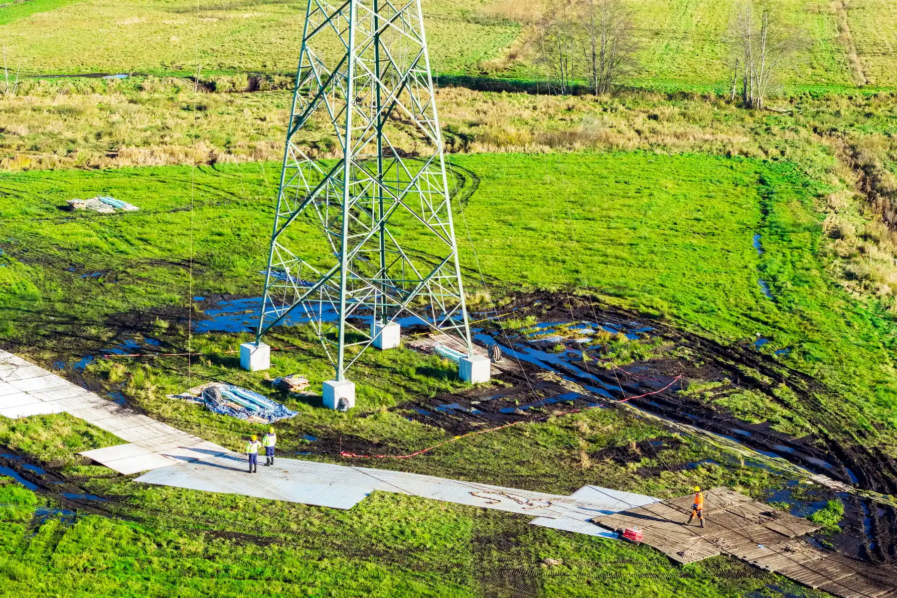 dojazd pod słupy energetyczne